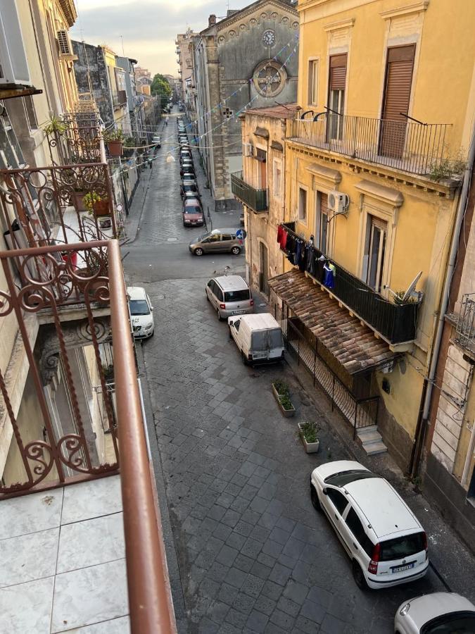 Mary'S Center House Apartment Catania Ngoại thất bức ảnh